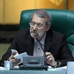 لاریجانی: پیاده کردن مدیران از قطار انقلاب افتخار نیست