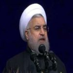 روحانی در جمع مردم در تهران: در دوره این دولت به یکی از مدرنترین سانتریفیوژها یعنی IR8 دست یافتیم