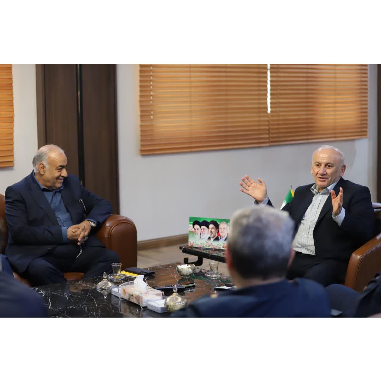 استاندار مازندران: آزادراه قائمشهر _ میاندورود ۲۰ تا ۳۰ درصد از مشکلات ترافیکی استان را برطرف میکنند